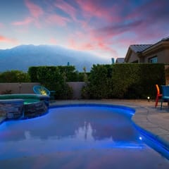 Chimayo Villa, Poolside Mtn Views close to PS