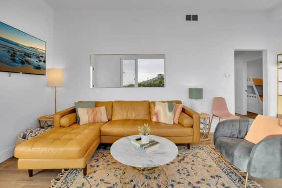 Surfside Oasis 3bd Penthouse, Ocean View Rooftop - Image 4